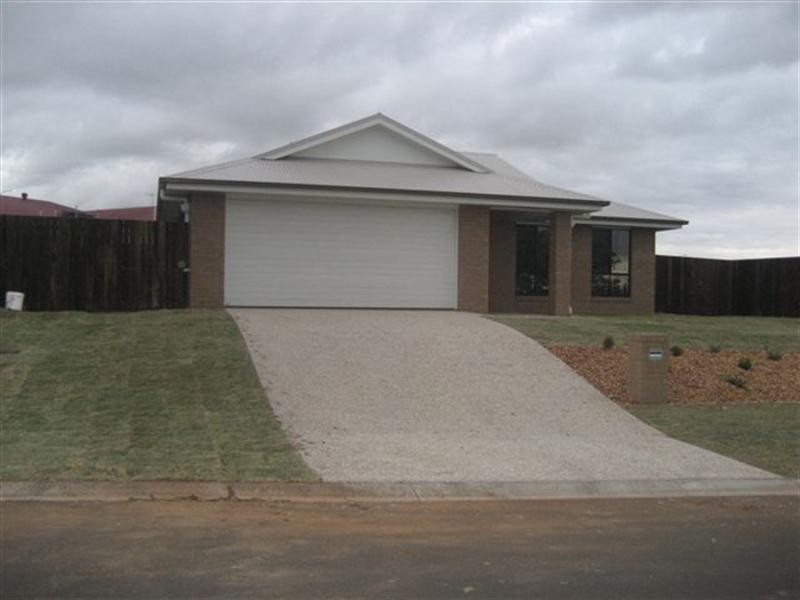 30 Sunset Drive, Glenvale QLD 4350