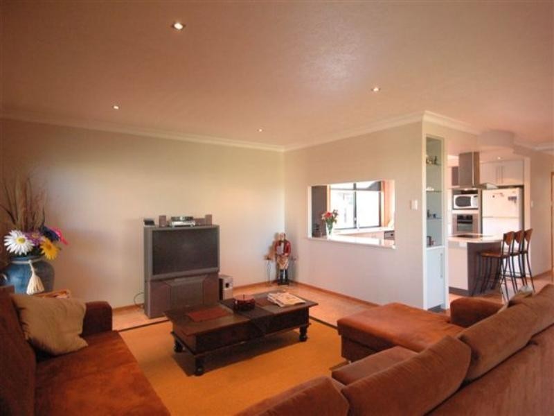 26 Manooka Crescent, Highfields QLD 4352