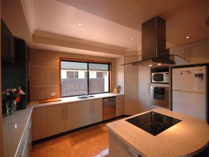 26 Manooka Crescent, Highfields QLD 4352