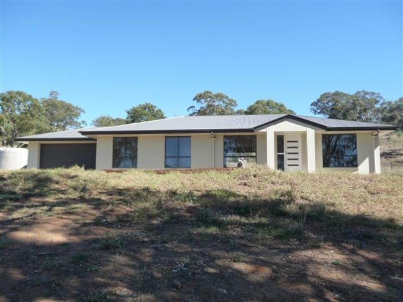 19 Willis Road, Meringandan West QLD 4352