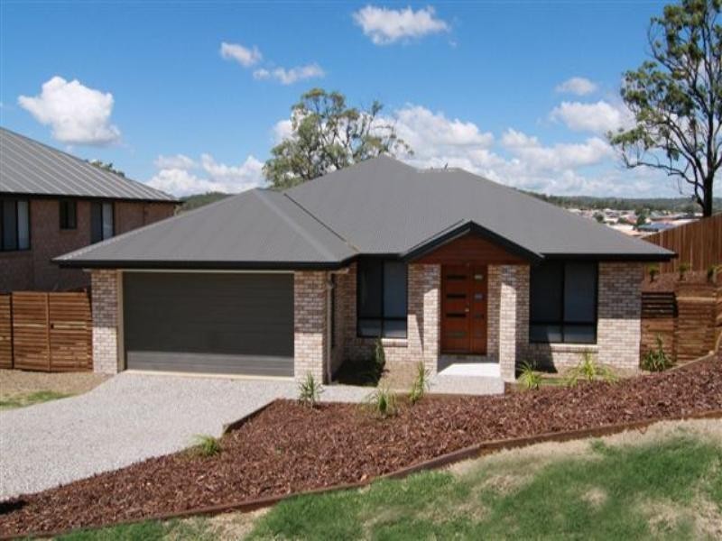 18 Edwin Street, Westbrook QLD 4350