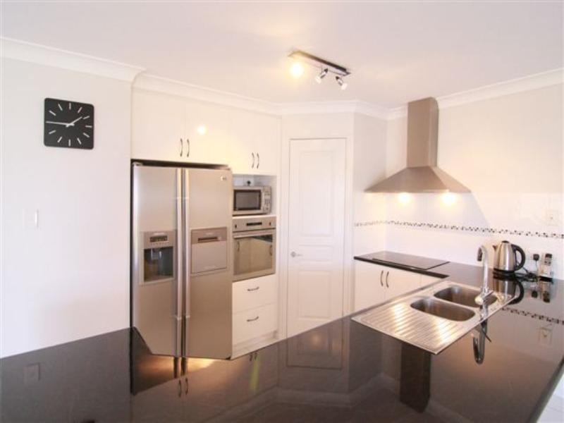 18 Edwin Street, Westbrook QLD 4350