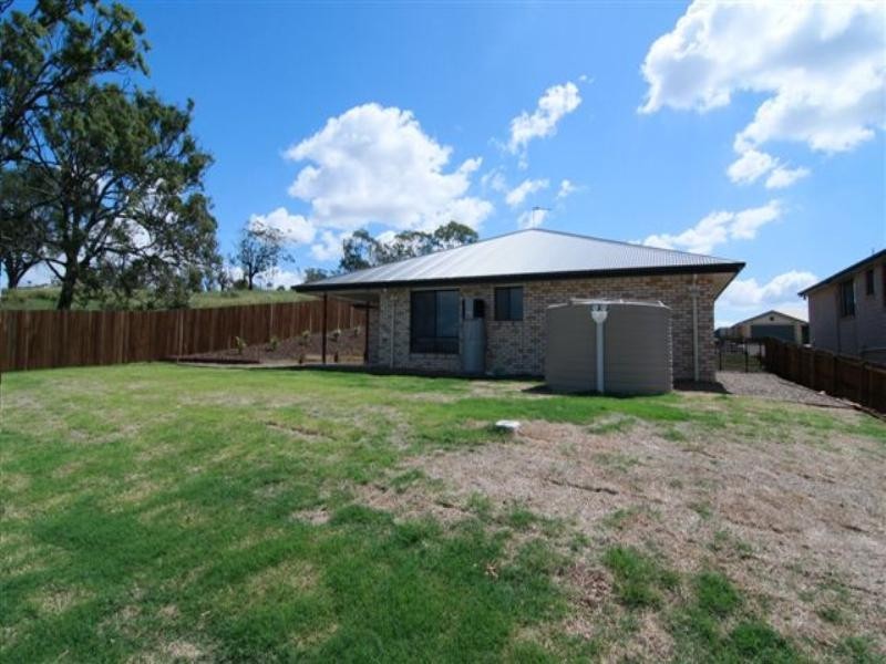 18 Edwin Street, Westbrook QLD 4350