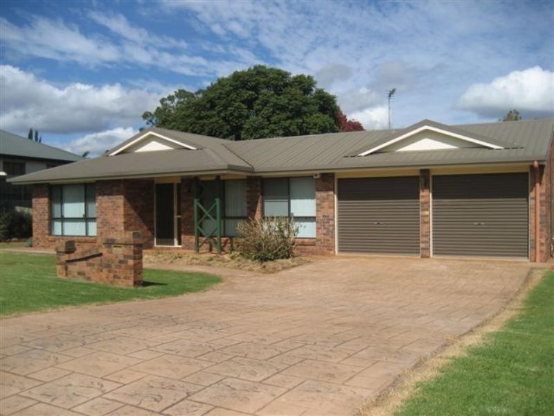 12 Olivedale Court, Rangeville QLD 4350