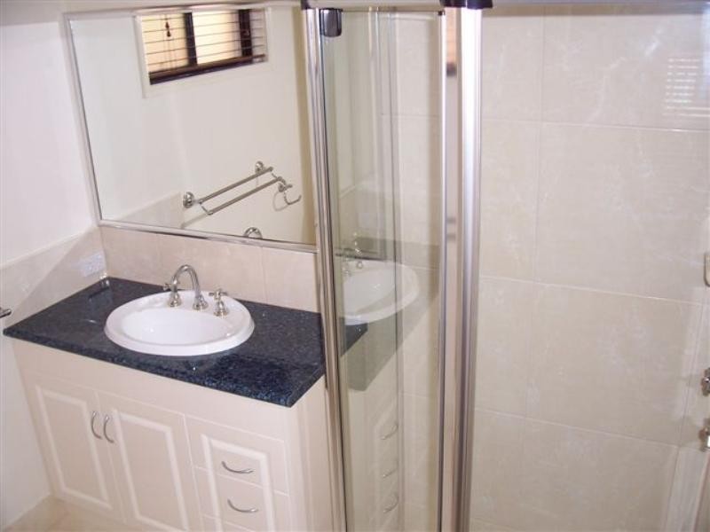 1/323 Ramsay Street, Middle Ridge QLD 4350