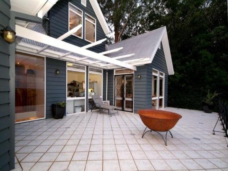 6 Roderic Court, Mount Lofty QLD 4350