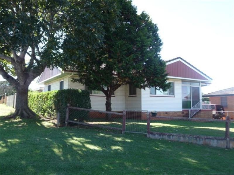 365 Bridge Street, Wilsonton QLD 4350