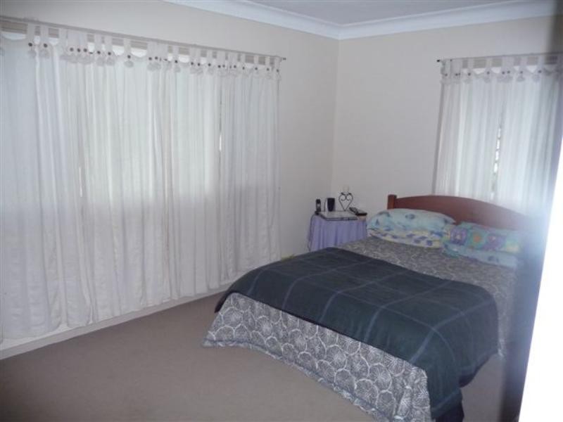 365 Bridge Street, Wilsonton QLD 4350