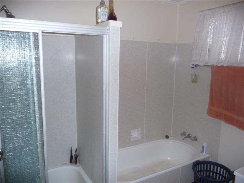 365 Bridge Street, Wilsonton QLD 4350