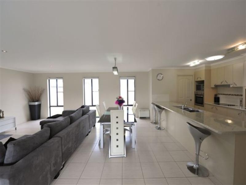 29 Elizabeth Street, Westbrook QLD 4350