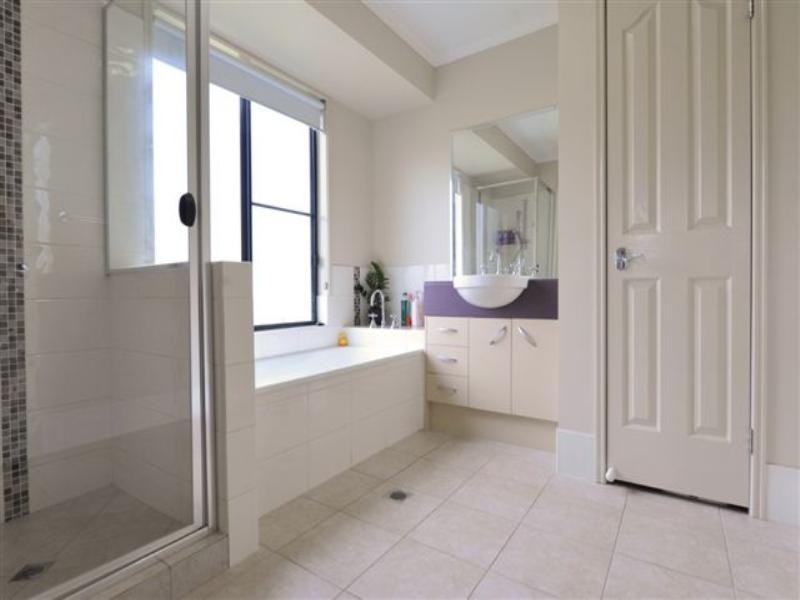 29 Elizabeth Street, Westbrook QLD 4350