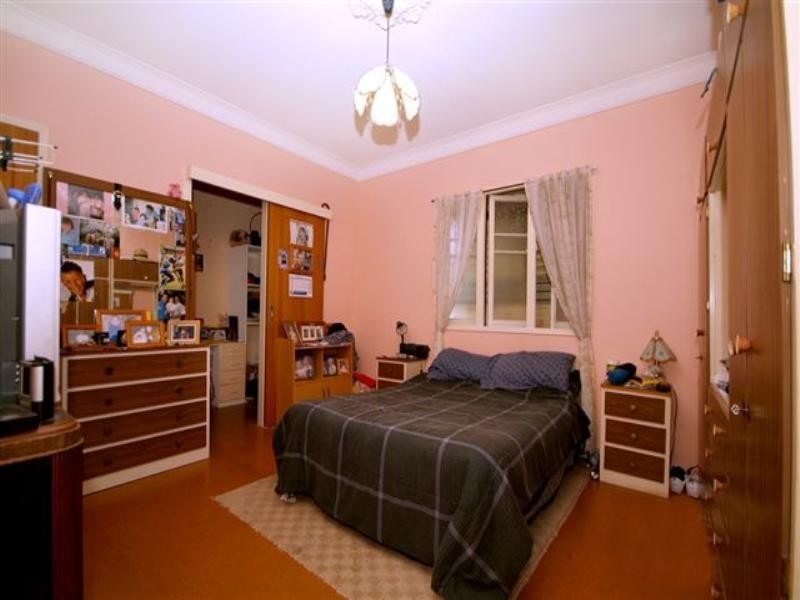 2 Cox Street, Wilsonton QLD 4350