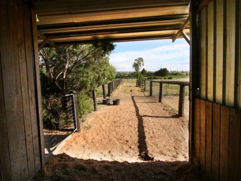 3 Gowrie Lillyvale Road, Gowrie Junction QLD 4352