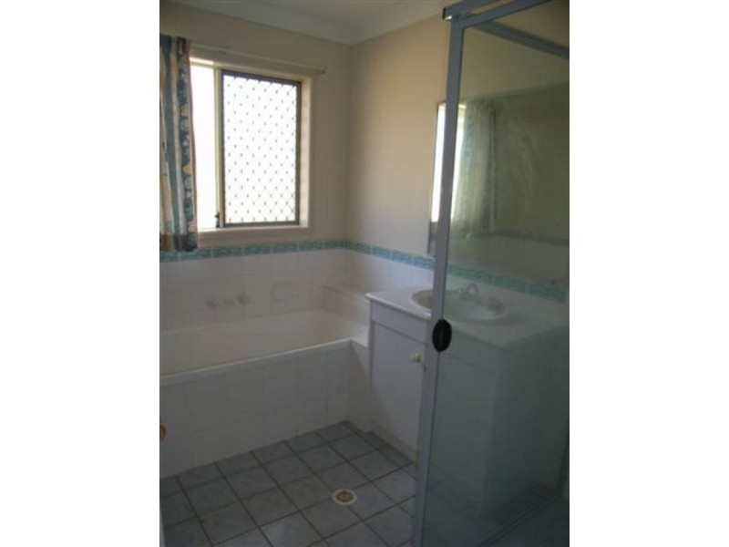 19 Diosma Drive, Highfields QLD 4352