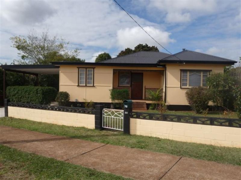 70 Drayton Road, Harristown QLD 4350