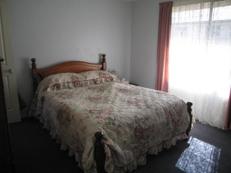 398 West Street, Kearneys Spring QLD 4350