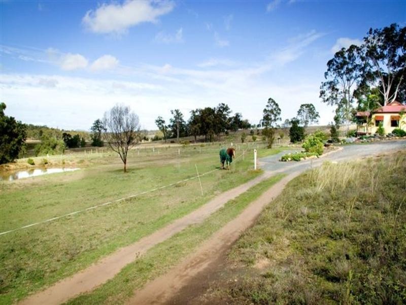 1 Water Street, Goombungee QLD 4354