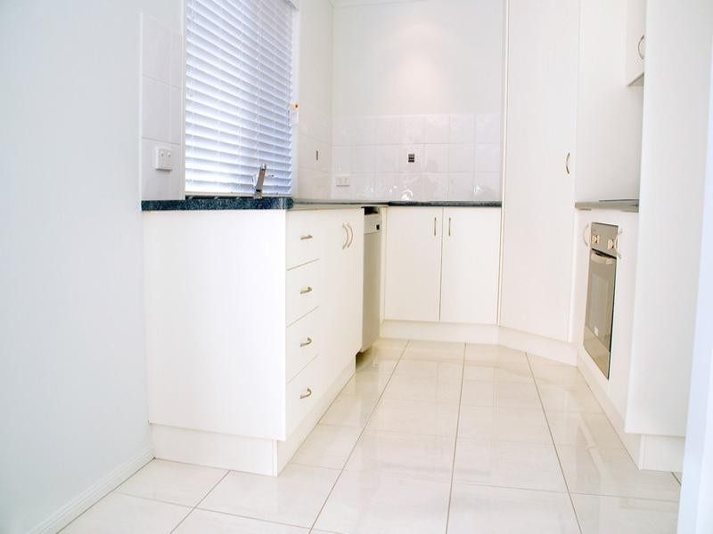 4/6 Rose Street, Wilsonton QLD 4350