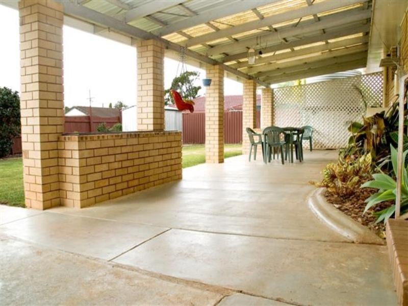 3 Jondaryan Street, Newtown QLD 4350