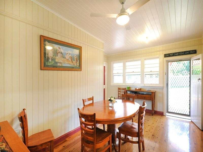 53 Jellicoe Street, Mount Lofty QLD 4350