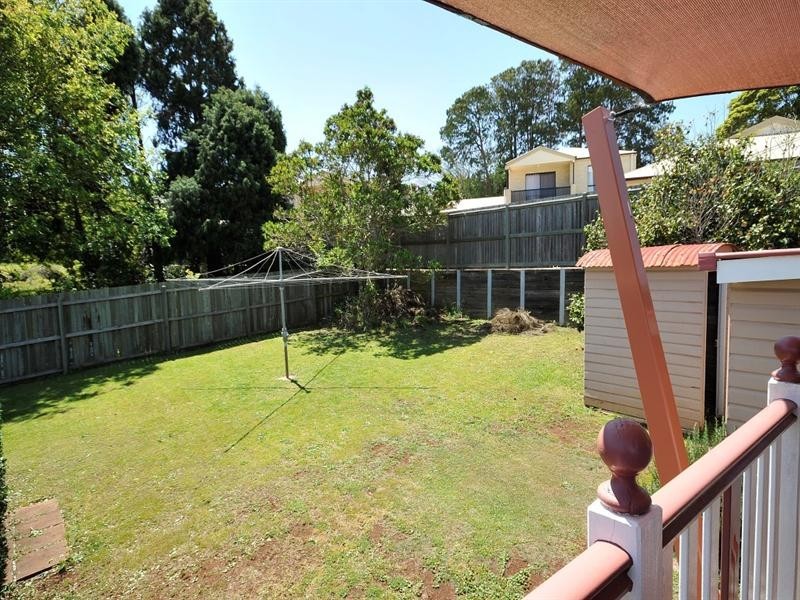53 Jellicoe Street, Mount Lofty QLD 4350
