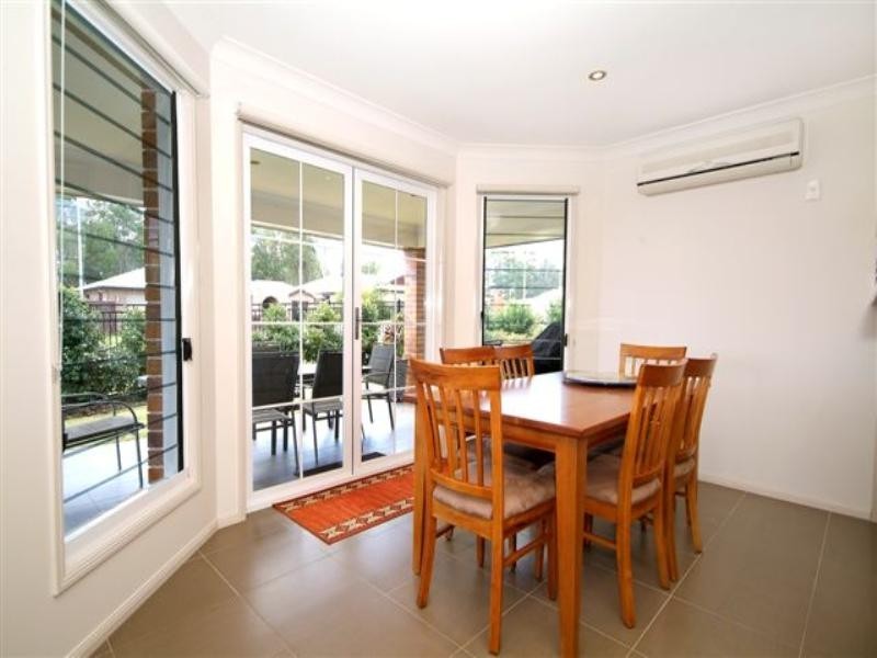 4 Hinchcliffe Drive, Kearneys Spring QLD 4350