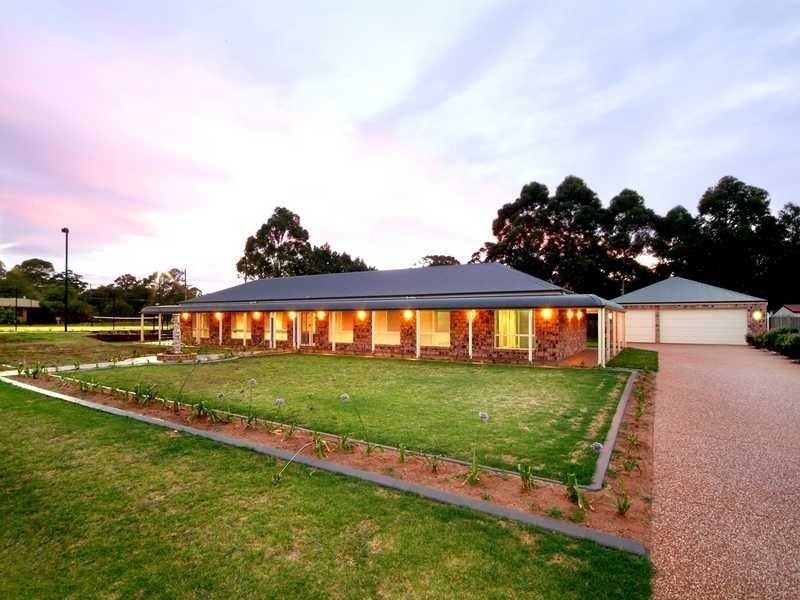 1 Berghofer Drive, Highfields QLD 4352