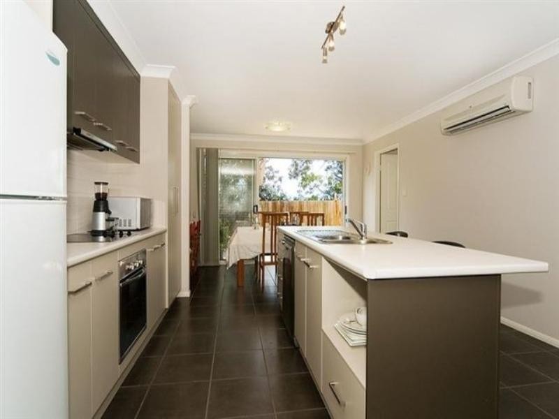 3/101 Stuart Street, North Toowoomba QLD 4350