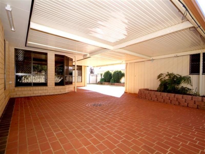 20 Wood Drive, Middle Ridge QLD 4350