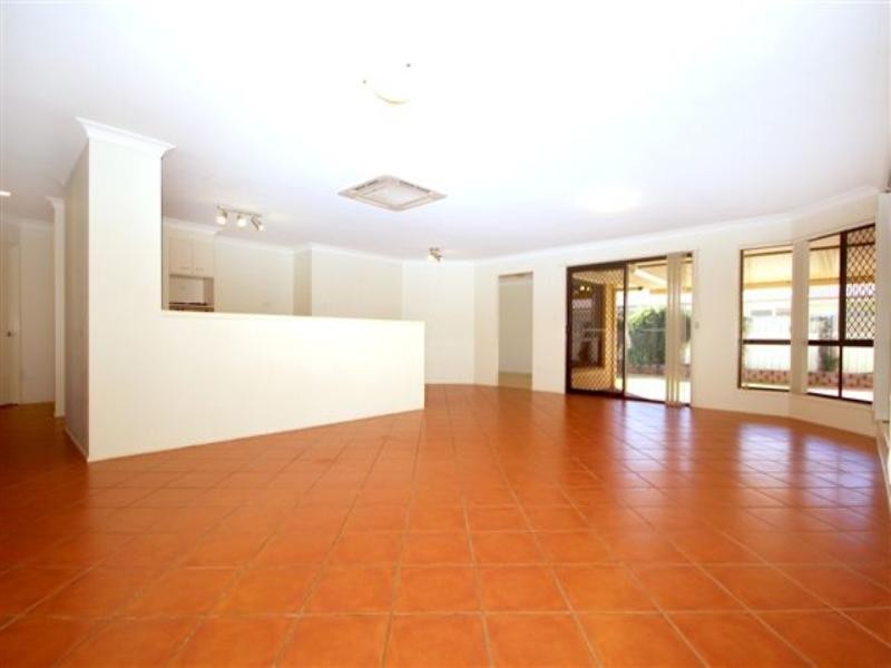 20 Wood Drive, Middle Ridge QLD 4350