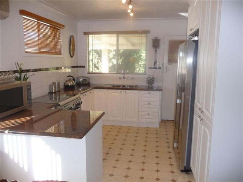 6 Binns Street, South Toowoomba QLD 4350