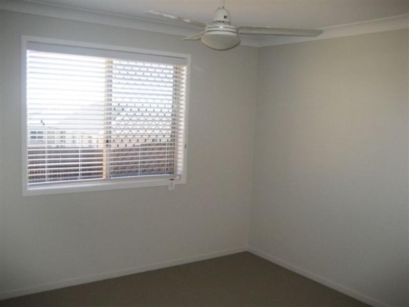 18 Currawong Drive, Highfields QLD 4352