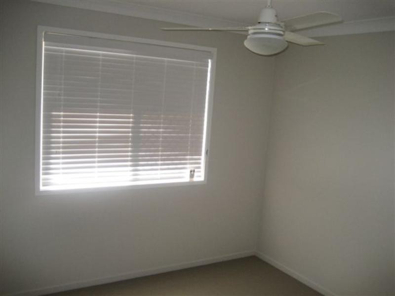 18 Currawong Drive, Highfields QLD 4352