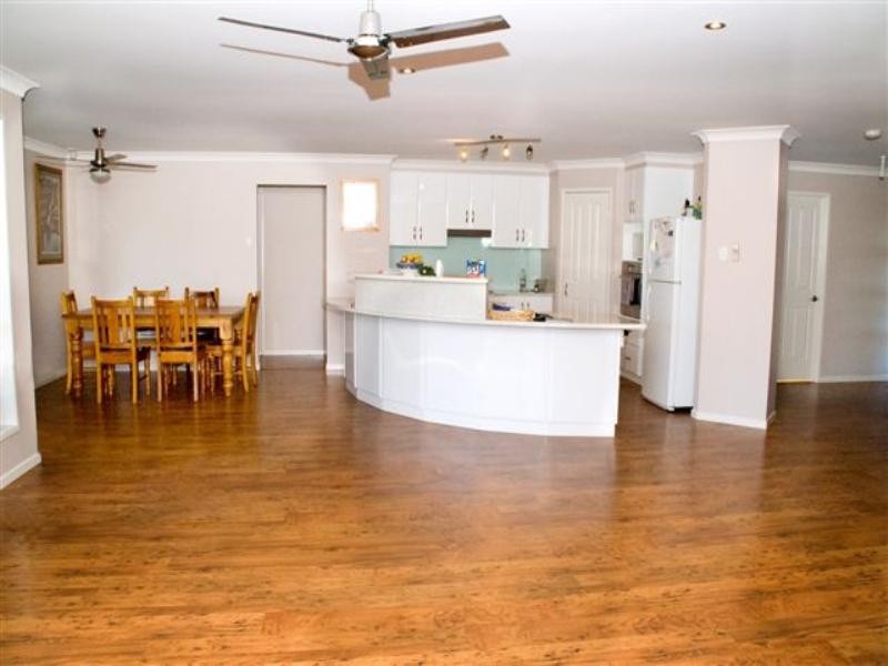 20 Kookaburra Court, Meringandan QLD 4352