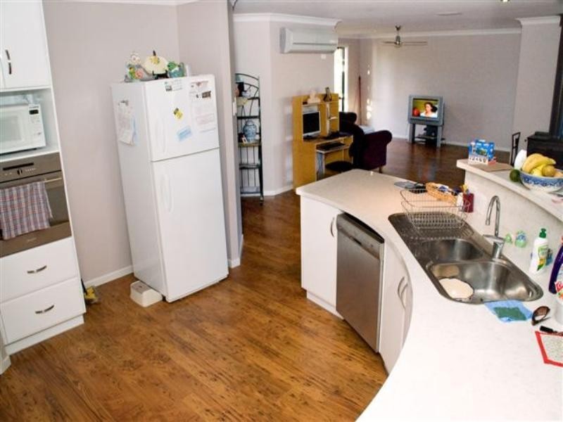 20 Kookaburra Court, Meringandan QLD 4352