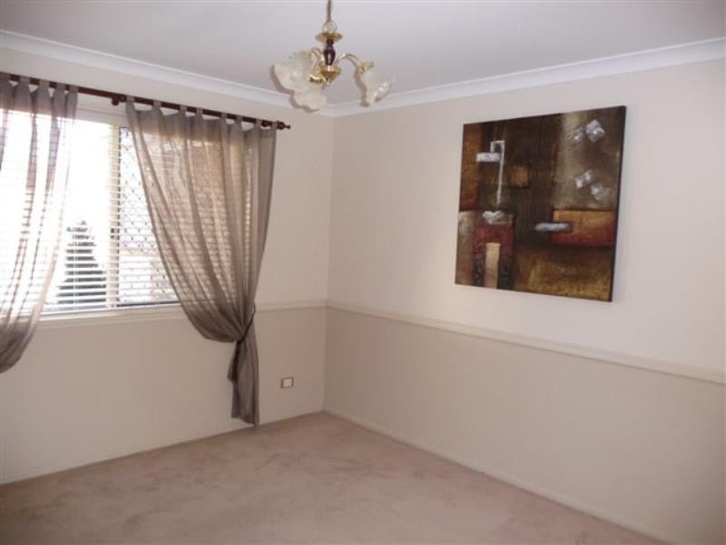 7/27 Gladstone Street, Newtown QLD 4350