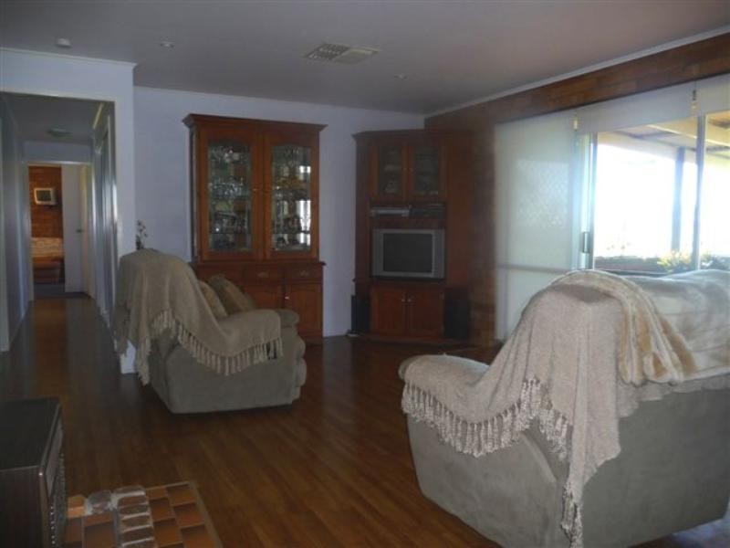 . Oakey-Crosshill Road, Oakey QLD 4401