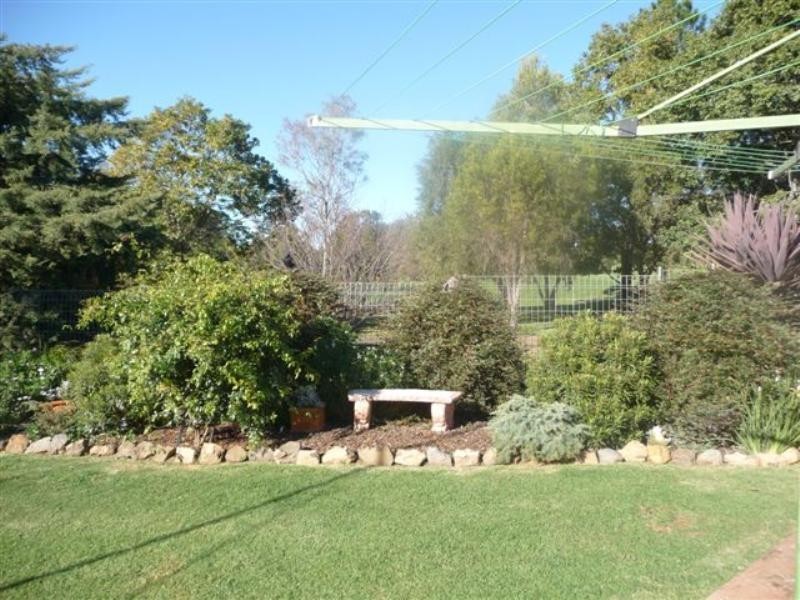 6 Binns Street, South Toowoomba QLD 4350