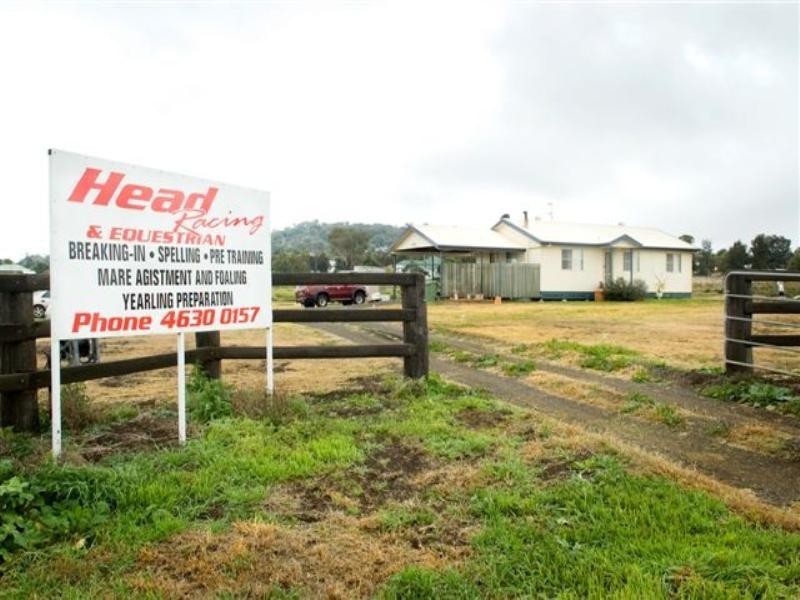 10 Kingsthorpe-Silverleigh Road, Kingsthorpe QLD 4400