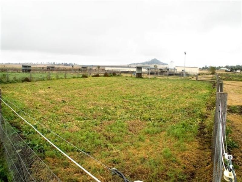 10 Kingsthorpe-Silverleigh Road, Kingsthorpe QLD 4400