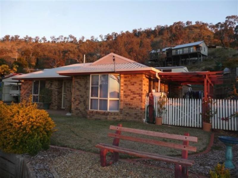 33 Emmanulla, Kingsthorpe QLD 4400