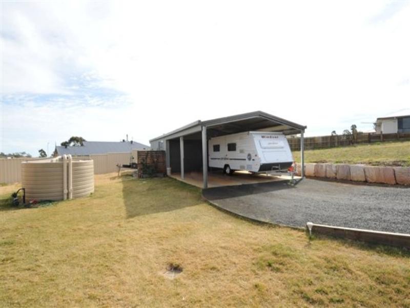 20 Schaefer Court, Westbrook QLD 4350