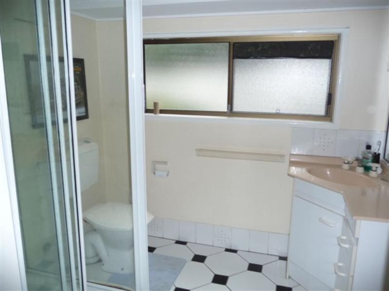 9 Kingsford Smith Drive, Wilsonton QLD 4350