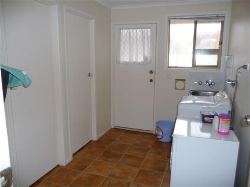 9 Kingsford Smith Drive, Wilsonton QLD 4350