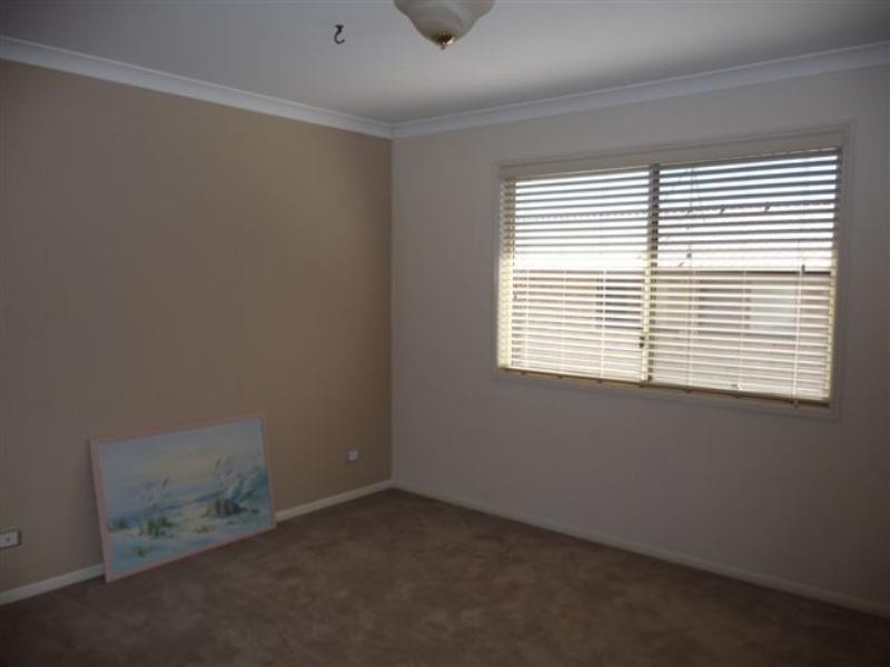 5/27 Gladstone Street, Newtown QLD 4350
