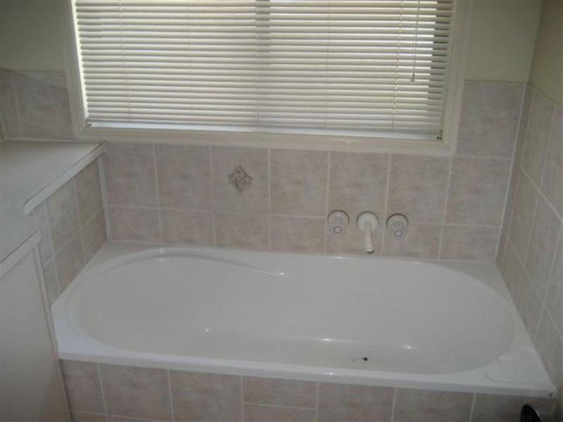 54 Dalzell Crst, Darling Heights QLD 4350