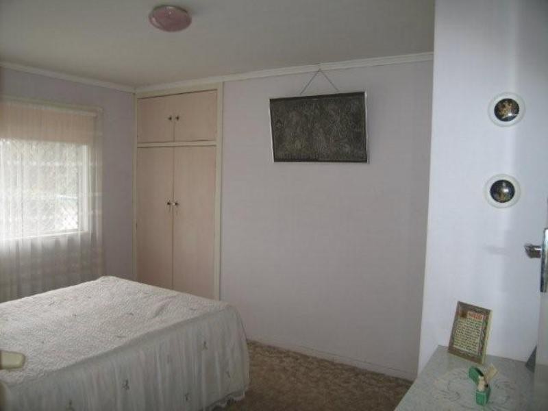 5 Reginald Street, Mount Lofty QLD 4350