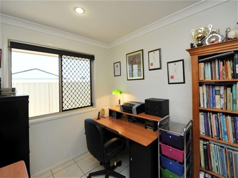 10 Sommariva Street, Westbrook QLD 4350