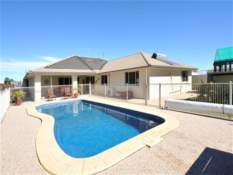 10 Sommariva Street, Westbrook QLD 4350