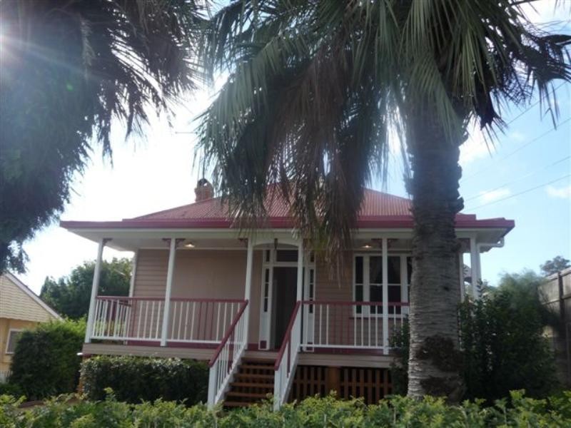 53 Jellicoe Street, Mount Lofty QLD 4350